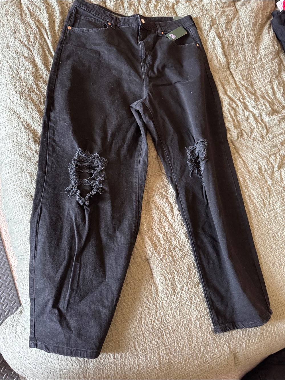 wild fable Black Distressed Boyfriend Jeans